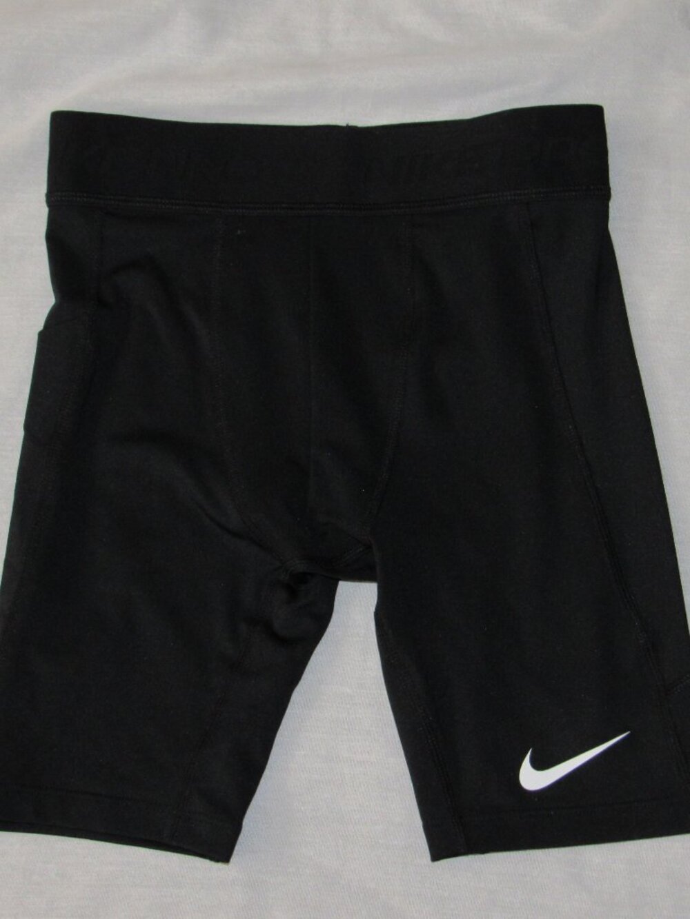 NWT Nike Pro Dri Fit Boys Youth Compression Black Training Shorts Small FJ6820